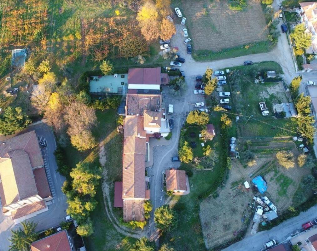Pier Delle Vigne B&B Pineto Exterior photo